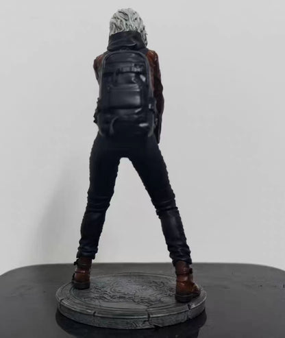 Leon Kennedy & Grace Ashcroft Figurine