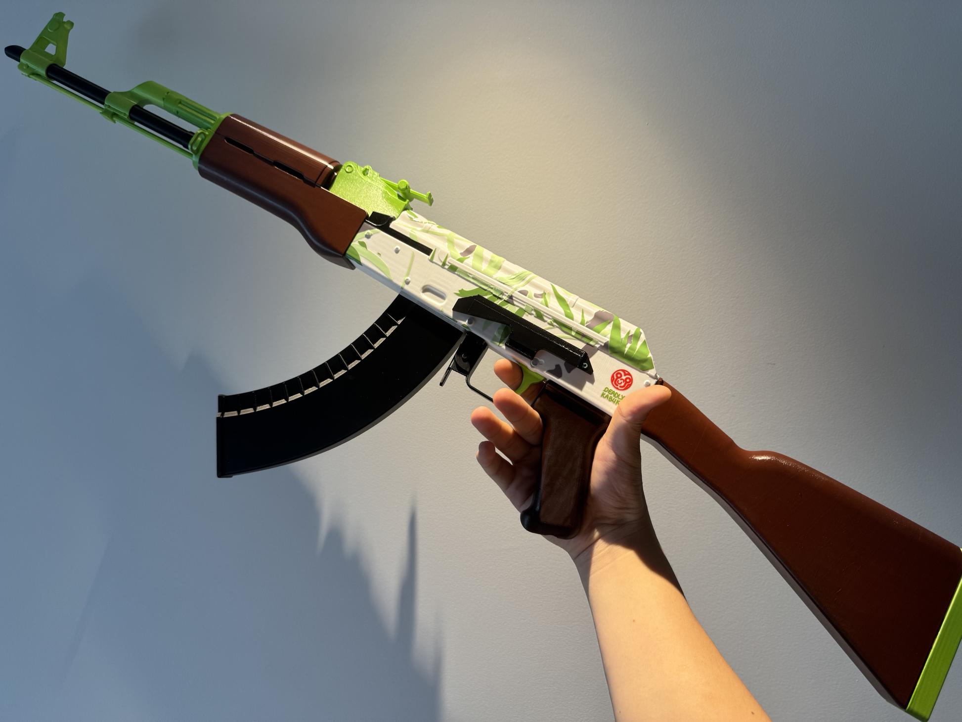 CS2 Hydroponic AK-47 life size replica held in hands — 90cm fan made collectible prop, size reference photo, dark background