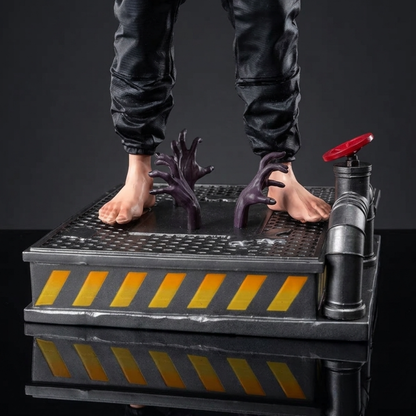 Leon S. Kennedy Resident Evil Figurine