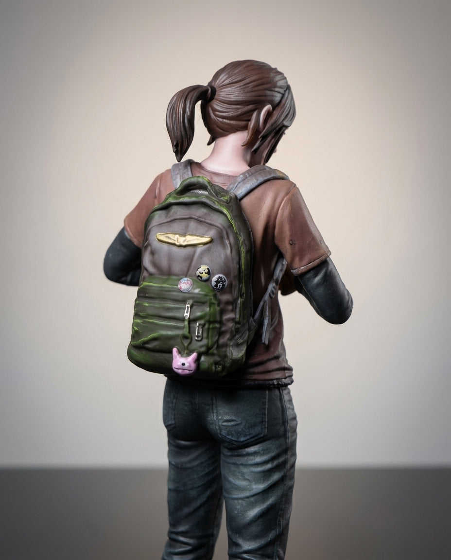 Joel and Ellie Statues