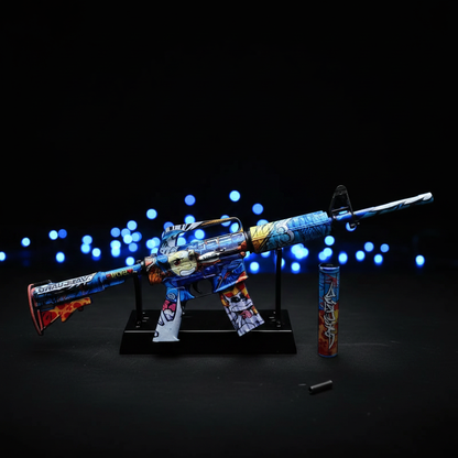 CS2 Player Two M4A1-S miniature replica in hand — fan made collectible prop, 18.5cm zinc alloy model, studio shot
